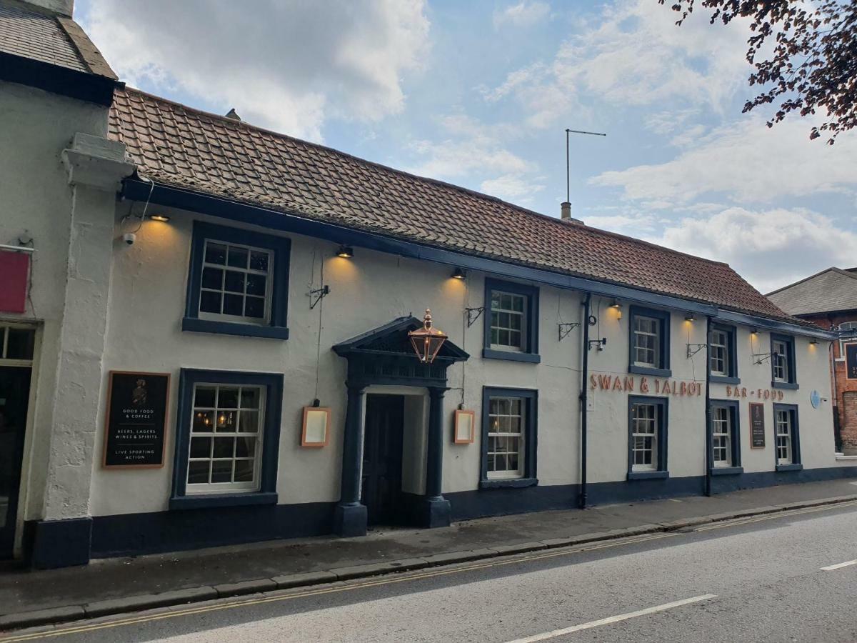 Swan & Talbot Inn Wetherby Eksteriør billede
