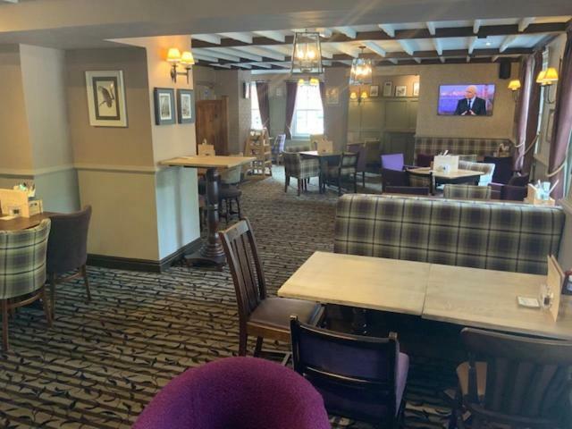 Swan & Talbot Inn Wetherby Eksteriør billede