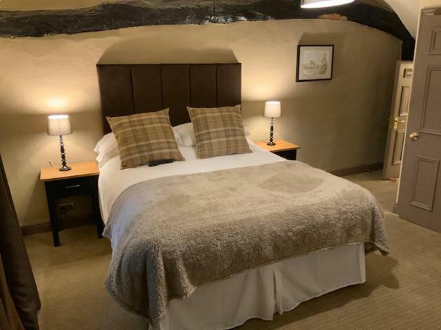 Swan & Talbot Inn Wetherby Eksteriør billede